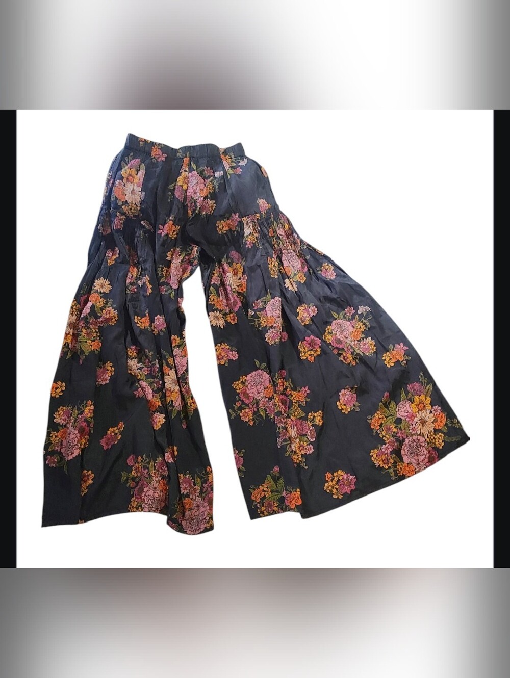 Floral Wide-Leg Maxi Pants - Navy with Pink Floral. Can Fit A S/M. Model Is 5'2 - Picture 5 of 16